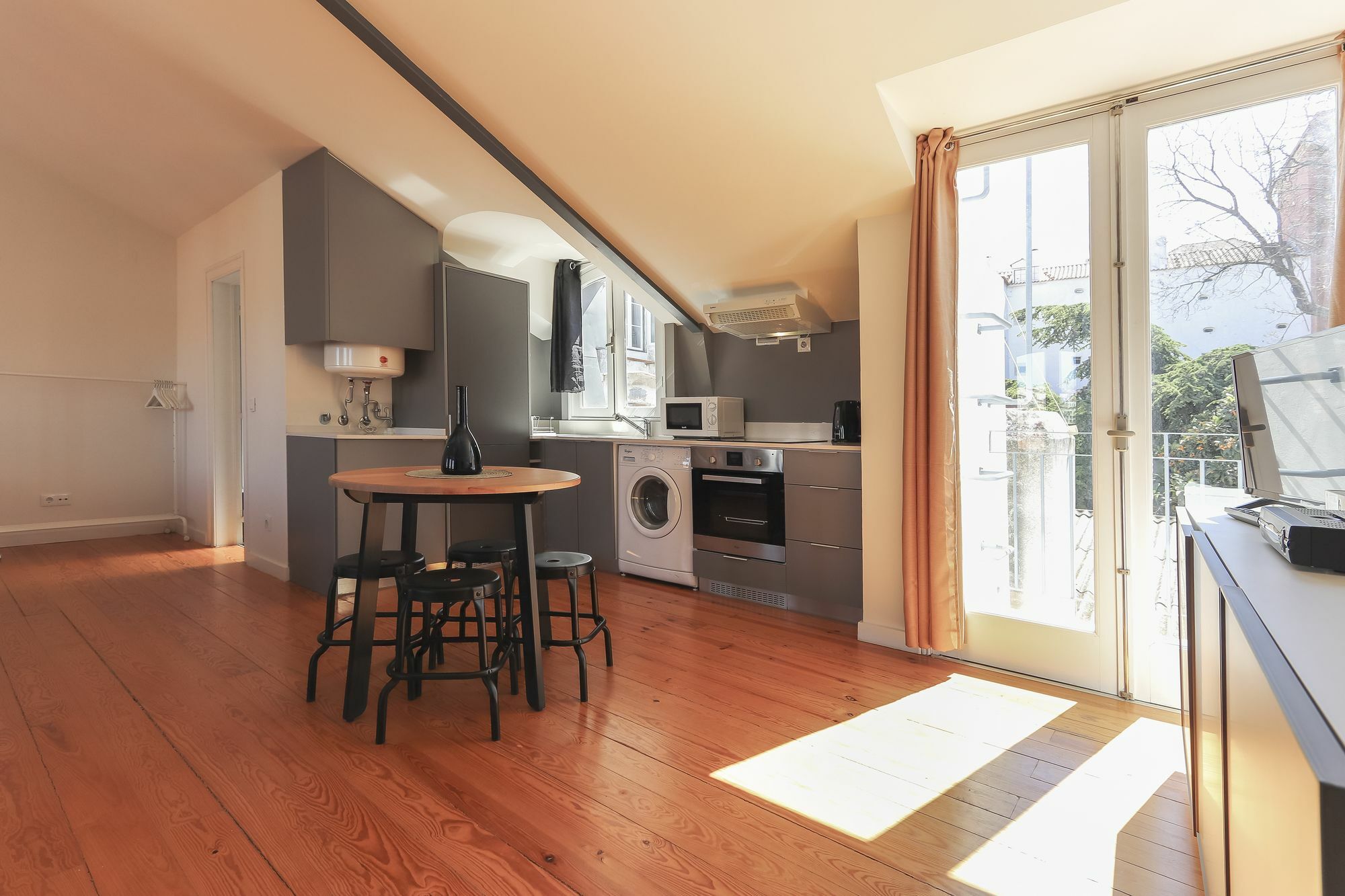 Santa Catarina Stylish By Homing Apartment Lisboa Екстериор снимка
